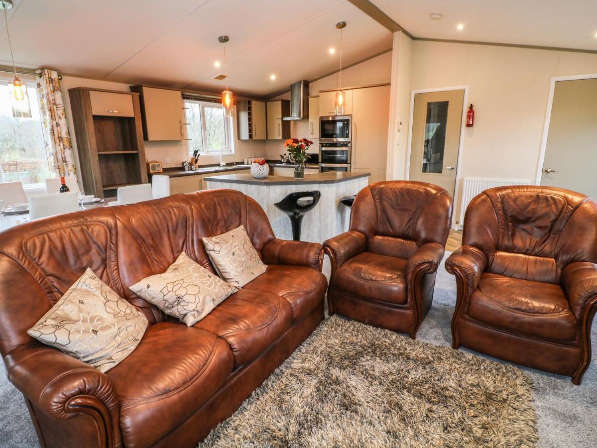 Braeburn Lodge Winkleigh Esterno foto