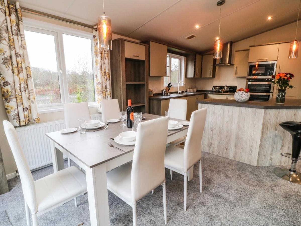 Braeburn Lodge Winkleigh Esterno foto